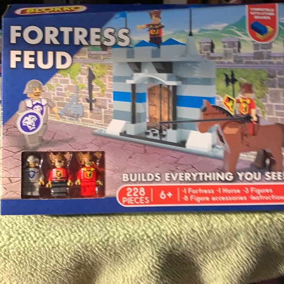 Blokko Fortress Feud game NWT - Picture 1 of 5
